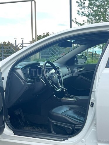 Kia Optima-8