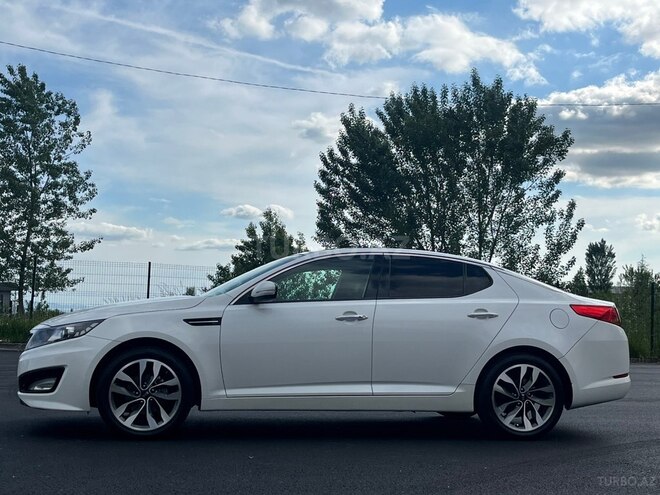 Kia Optima-4