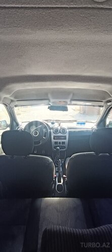 Dacia Logan-13