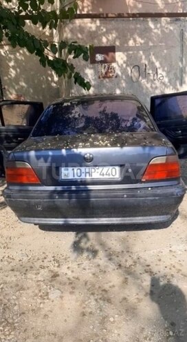 BMW 728-4