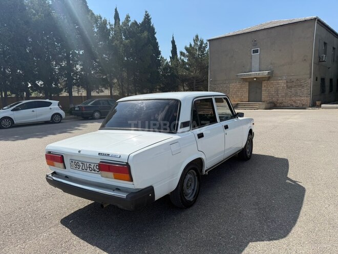 LADA (VAZ) 2107-4
