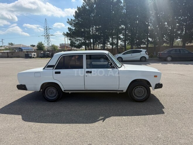LADA (VAZ) 2107-5