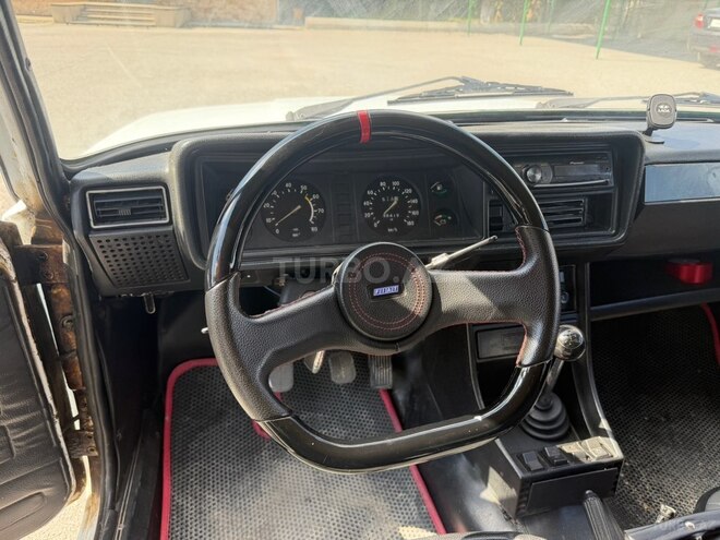 LADA (VAZ) 2107-8