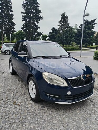 Skoda Fabia-2