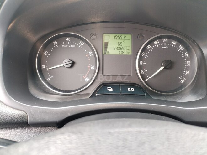 Skoda Fabia-4