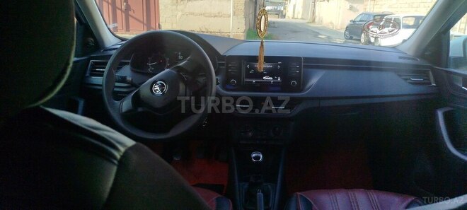 Skoda Rapid-3