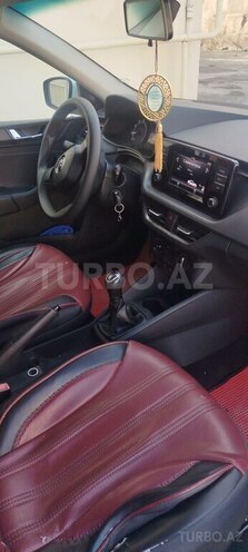 Skoda Rapid-2