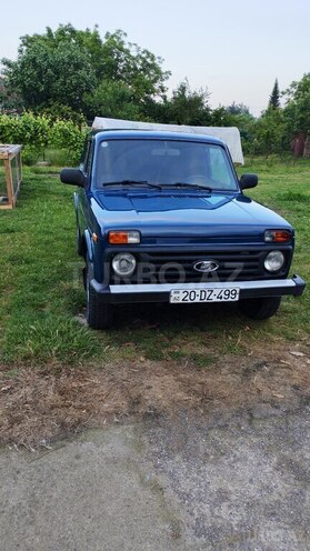 LADA (VAZ) Niva-8