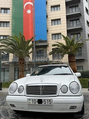 Mercedes 200-1