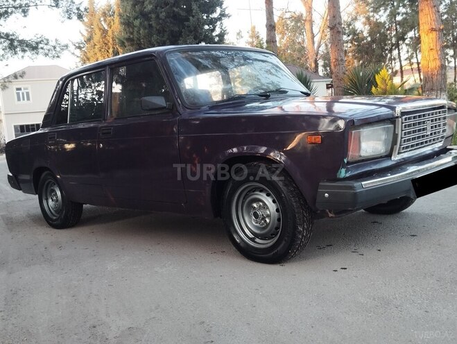LADA (VAZ) 2107-4