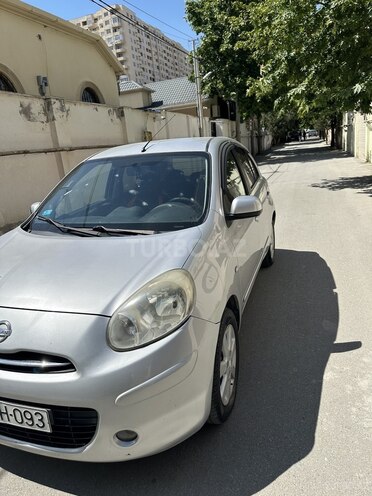 Nissan Micra-4