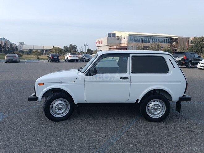 LADA (VAZ) Niva-6
