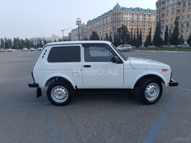 LADA (VAZ) Niva-10