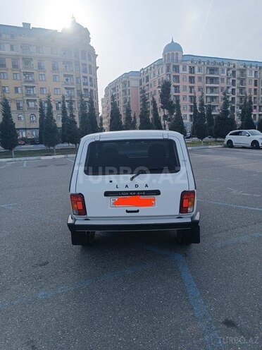 LADA (VAZ) Niva-9