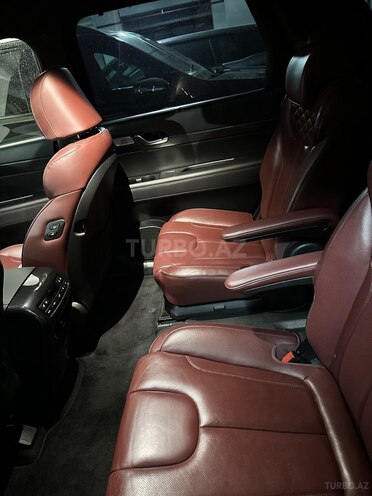 Hyundai Palisade-6