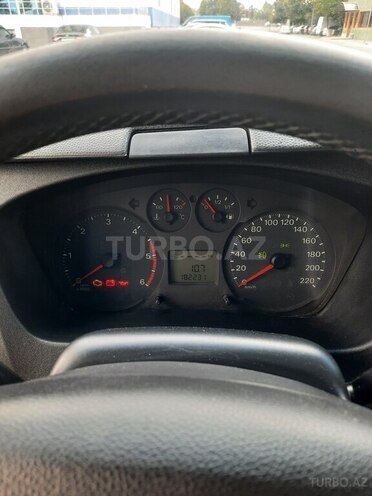 Ford Transit-18