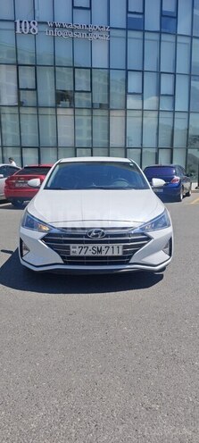 Hyundai Elantra-1
