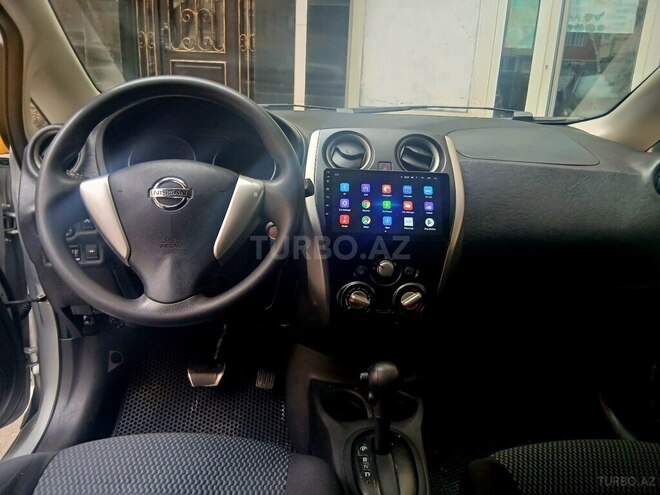 Nissan Note-7