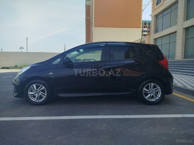 Nissan Note-5