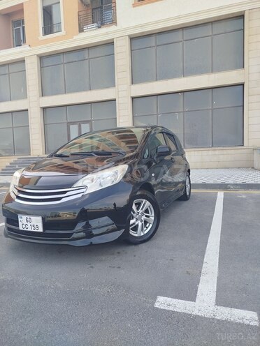 Nissan Note-2