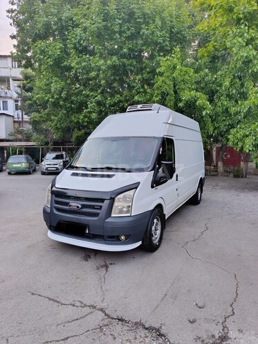 Ford Transit-1