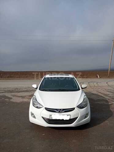 Hyundai Elantra-5