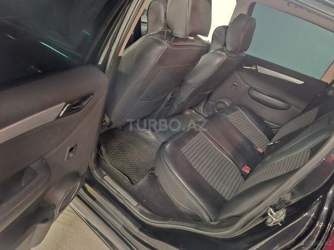 Mercedes B 200-4