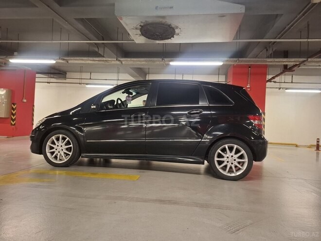 Mercedes B 200-7