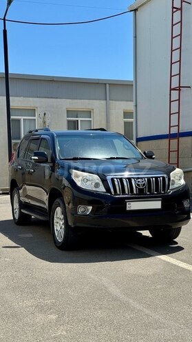 Toyota Land Cruiser Prado-3