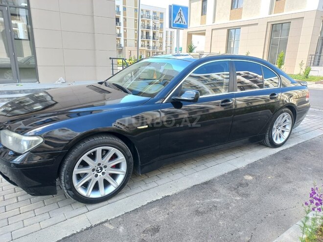 BMW 745-4