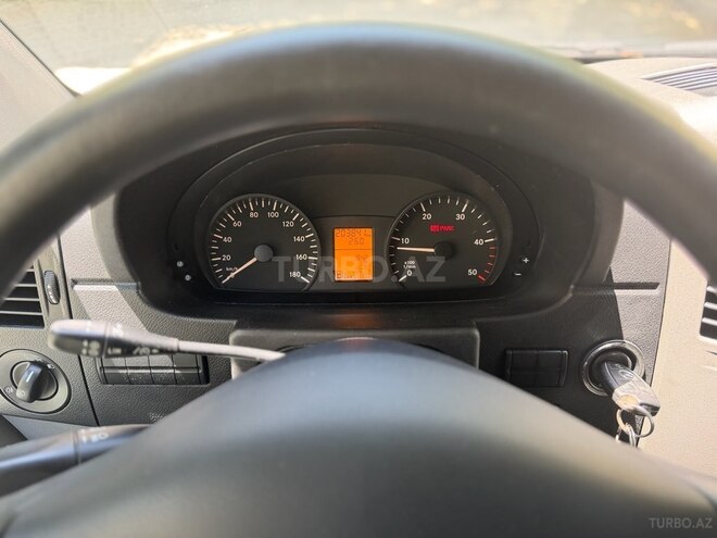 Mercedes Sprinter 516-16