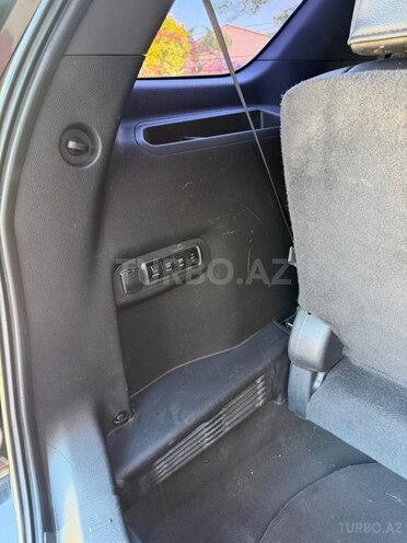 Ford Explorer-9