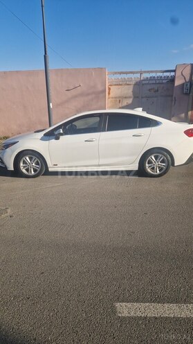 Chevrolet Cruze-3