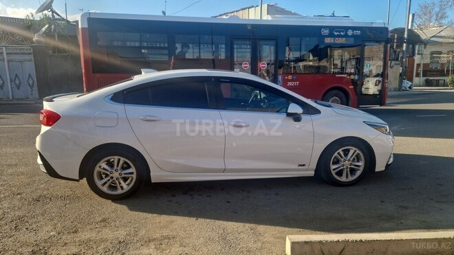 Chevrolet Cruze-4