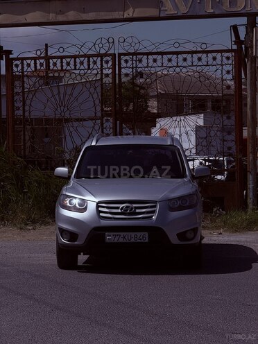 Hyundai Santa Fe-2