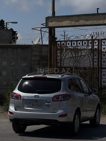 Hyundai Santa Fe-9