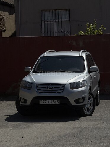Hyundai Santa Fe-5