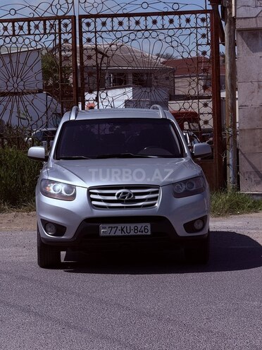 Hyundai Santa Fe-1