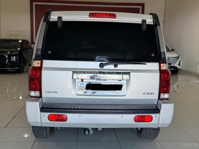 Jeep Commander-4