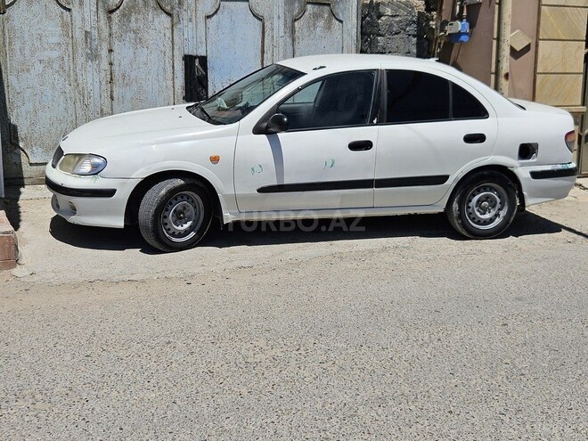 Nissan Sunny 2002, 485,000 km - 1.3 l - Bakı