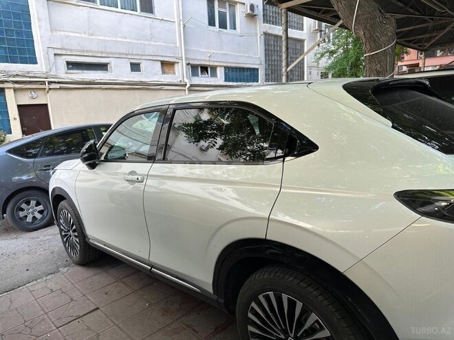 Honda e:NS1-5