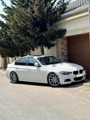 BMW 320d-1