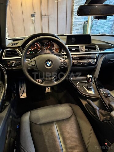 BMW 320d-9