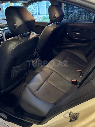 BMW 320d-14