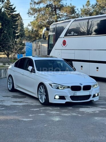 BMW 320d-6