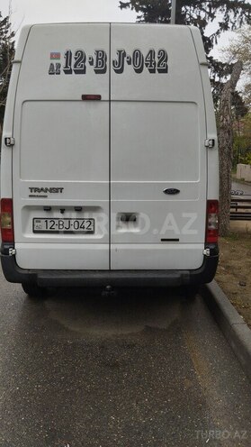 Ford Transit-2