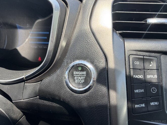 Ford Fusion (North America)-16
