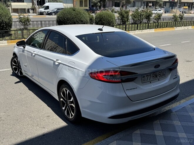 Ford Fusion (North America)-6