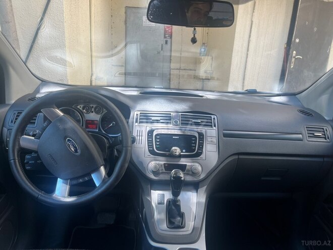 Ford Kuga-5