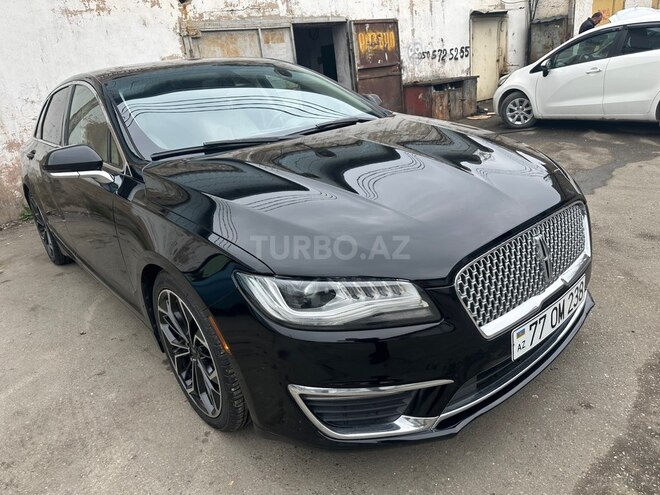Lincoln MKZ-1
